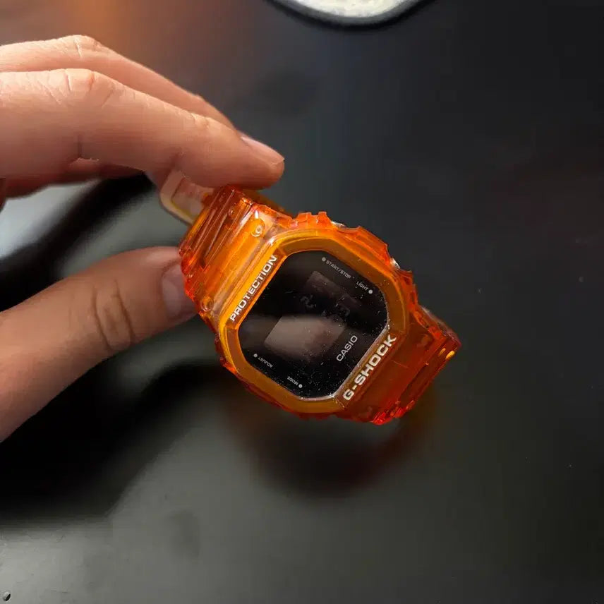 [SOLD OUT] 지샥 G-SHOCK 5600 오렌지 컬러