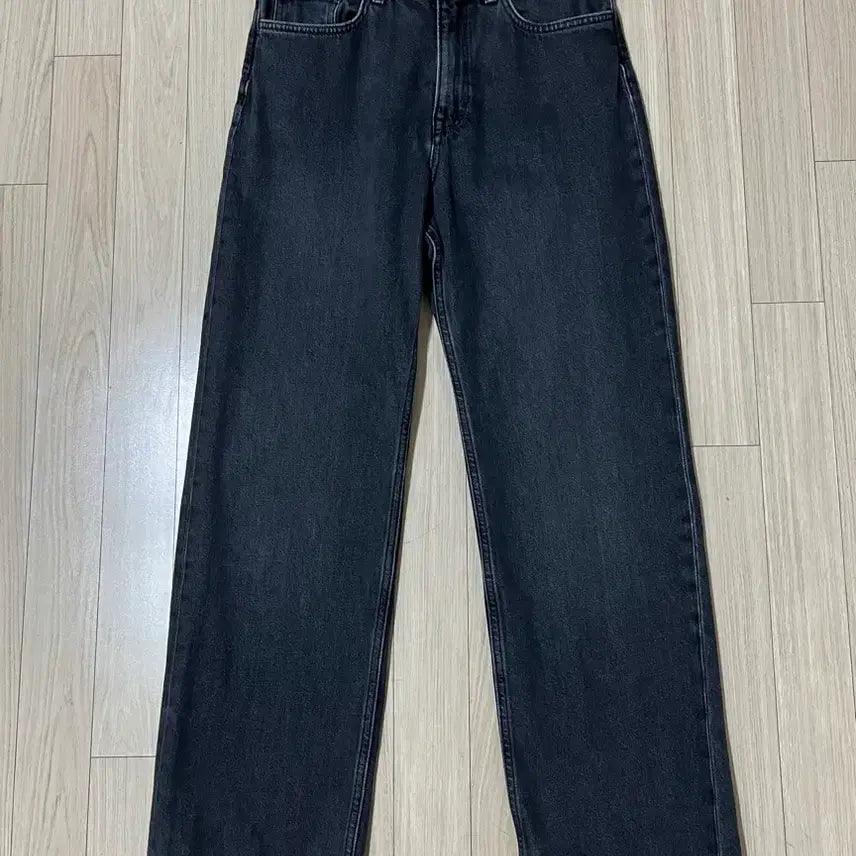 [SOLD OUT] 코스 흑청 코스 loose straight 진