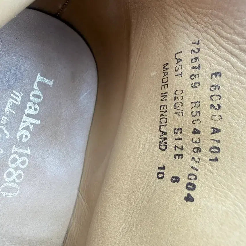 [SOLD OUT] Loake 부츠 6