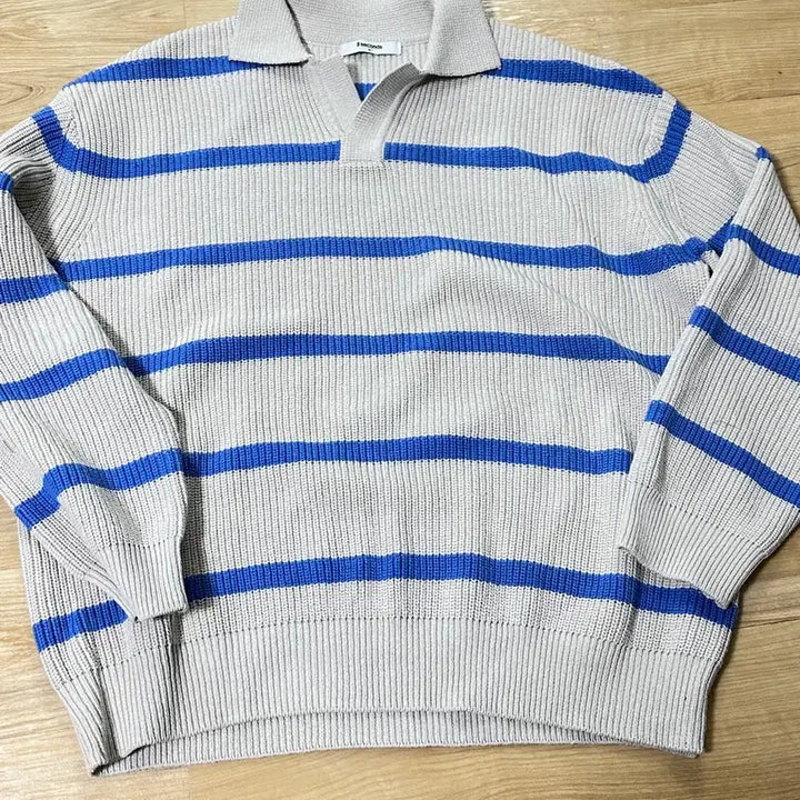 [SOLD OUT] 에잇세컨즈 긴팔 니트 XL