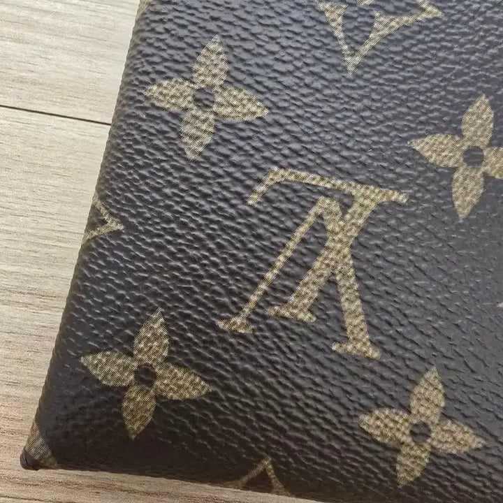 [BUNJANG] Louis Vuitton Kirigami Monogram Large Clutch Bag / 루이비통 키리가미 모노그램 라지  + 부속품