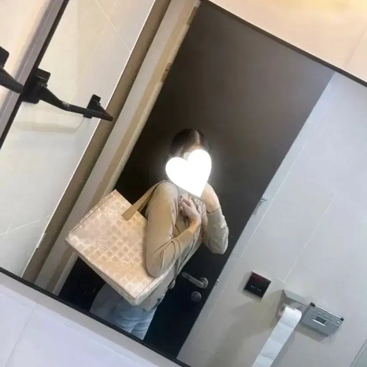 [BUNJANG] Chanel New Travel Tote/Shoulder Bag Pink Beige / 상태좋음[정품]샤넬 뉴트래블 토트백 베이지 (세번째 동영상 무보정)마지막