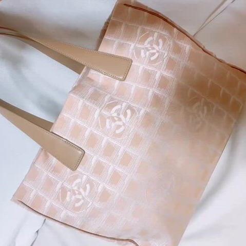 [BUNJANG] Chanel New Travel Tote/Shoulder Bag Pink Beige / 상태좋음[정품]샤넬 뉴트래블 토트백 베이지 (세번째 동영상 무보정)마지막
