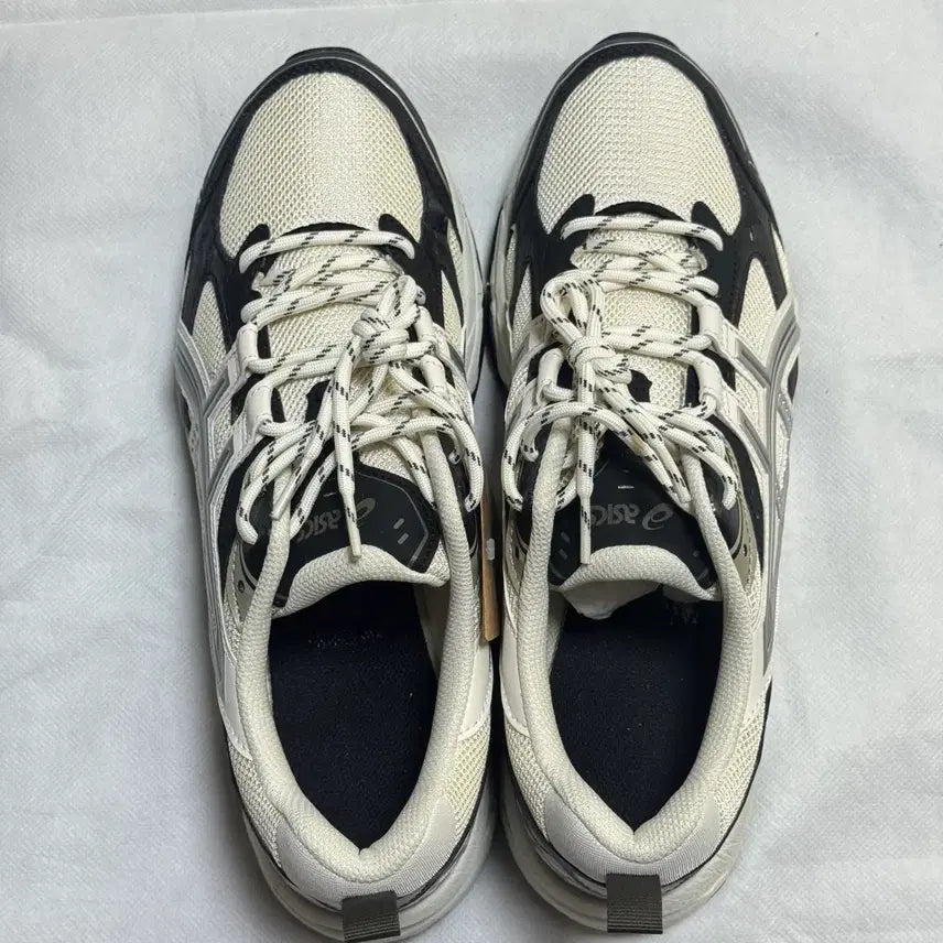 [SOLD OUT] (새상품 9, 9.5) 아식스 젤 누노비키 다크올리브 크림