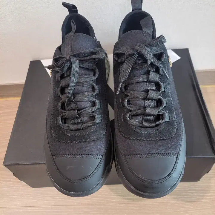 [BUNJANG] Chanel Mixed Fiber Sneakers / 샤넬 믹스드 파이버 스니커즈