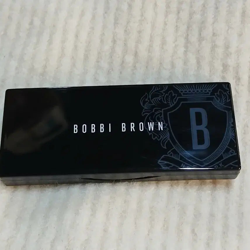 [BUNJANG] Bobbi Brown Smokey Plum Eyeshadow Palette / 바비브라운 아이섀도우 팔레트 -스모키플럼