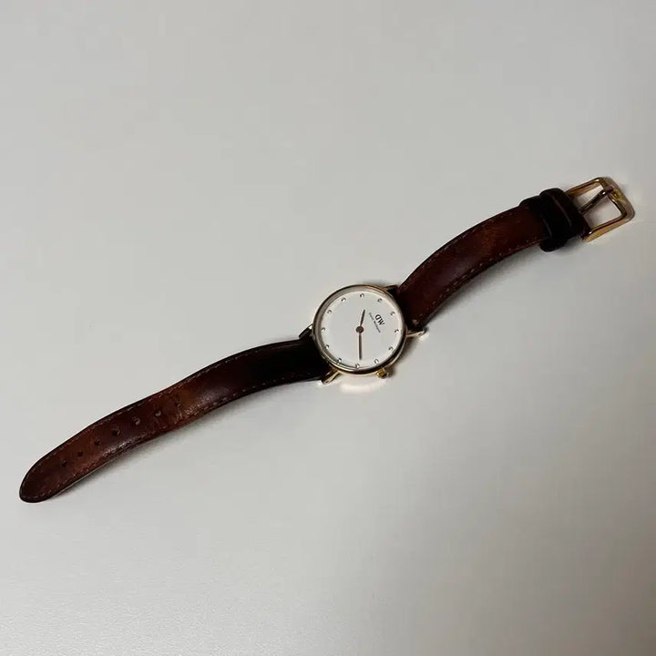 [BUNJANG] Daniel Wellington Ladies Watch 34mm / [면세점 정품] 다니엘웰링턴 소가죽밴드 여성시계 34mm