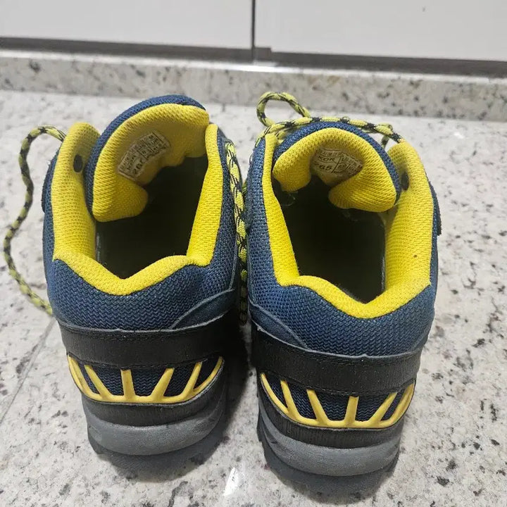 [BUNJANG] Hiking Boots / 등산화 팝니다