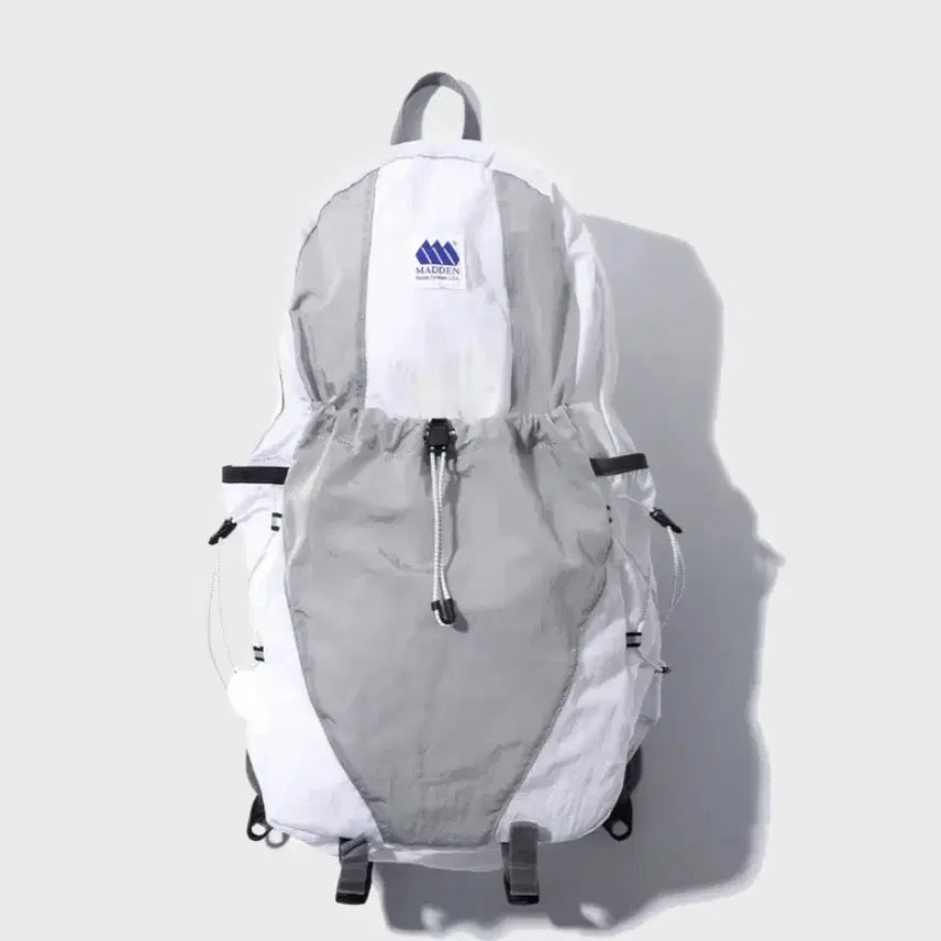 [BUNJANG] Maden Zinger Color Block Backpack White / 매든 징거 컬러 블록 백팩 화이트