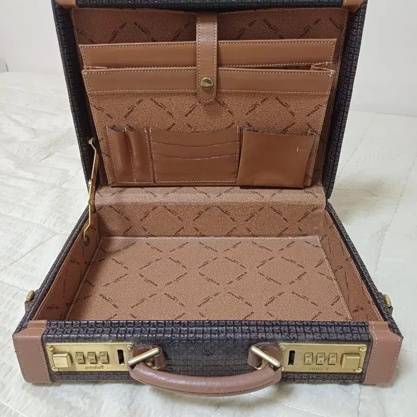 [BUNJANG] Ted Lapidus Vintage Briefcase / 테드 라피두스 빈티지 가방 브리프케이스