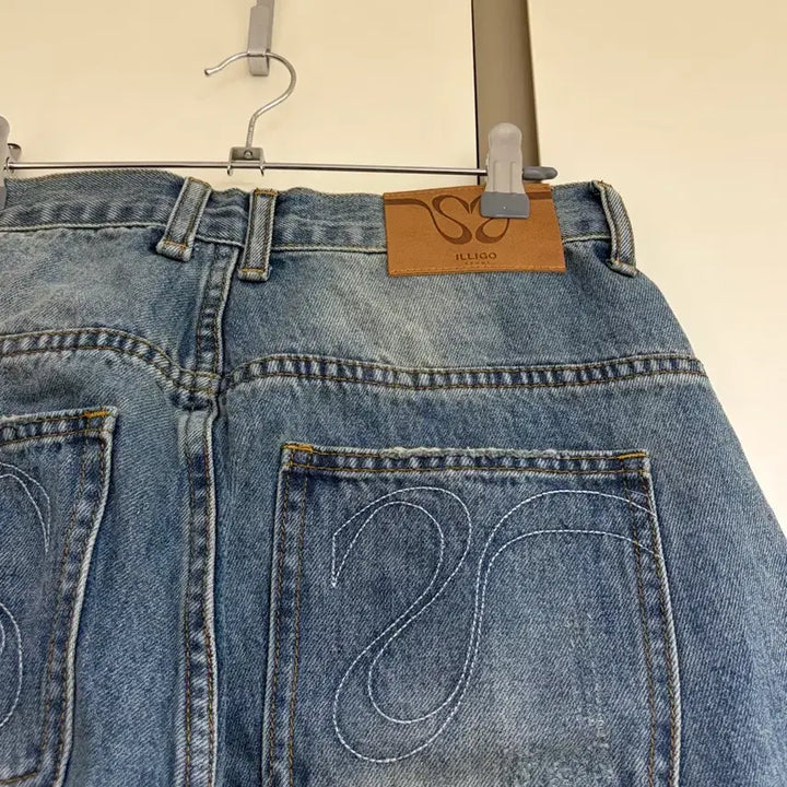 [BUNJANG] Illygo York Slit Denim Pants Blue M / 일리고 요크 절개 데님 팬츠 블루 M