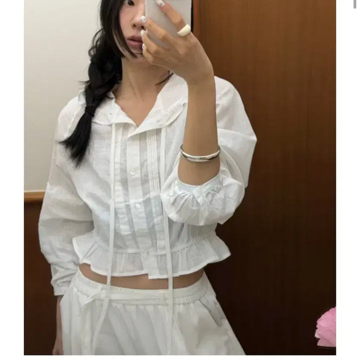 [BUNJANG] Unini Bunny Ruffle Crop Blouse / 유이니 Bunny ruffle hood crop blouse