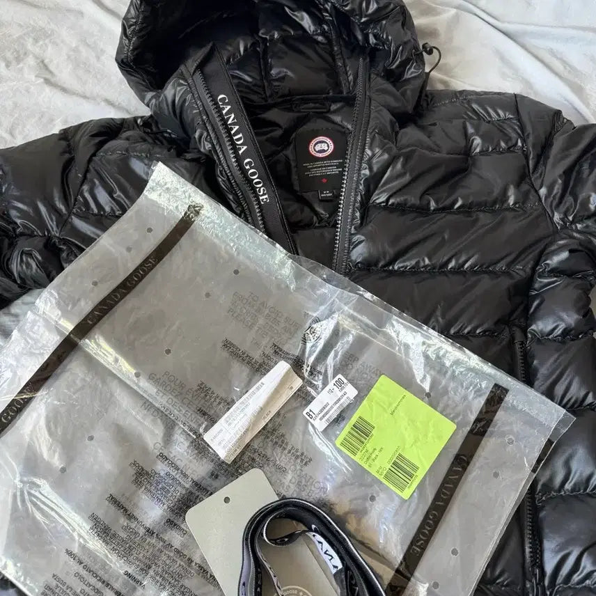 [BUNJANG] Canada Goose Crofton Lightweight Padded Jacket / 캐나다구스 크로프톤 경량패딩