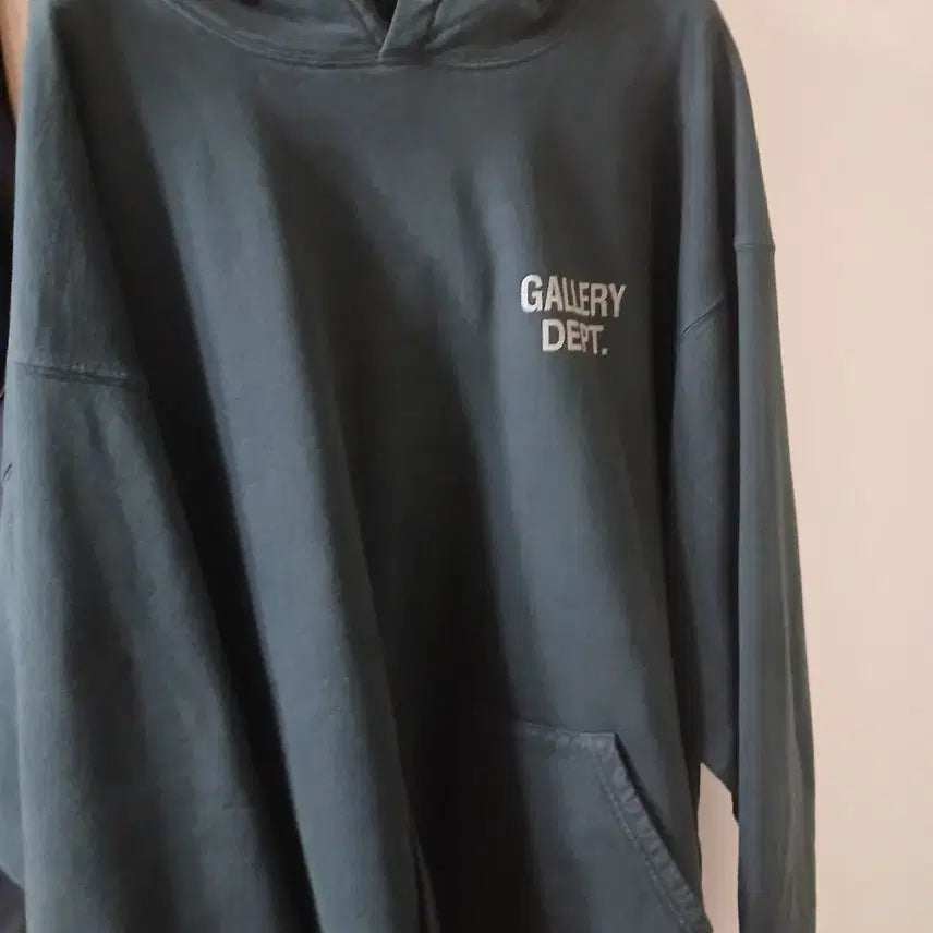 [BUNJANG] Gallery Department Black Hoodie / 갤러리디파트먼트 블랙 후드티