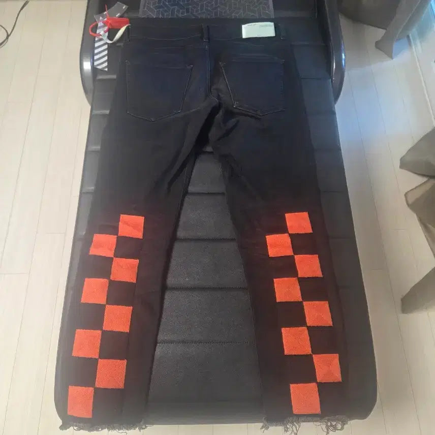 [BUNJANG] Off-White Black Jeans / 오프화이트 블랙진