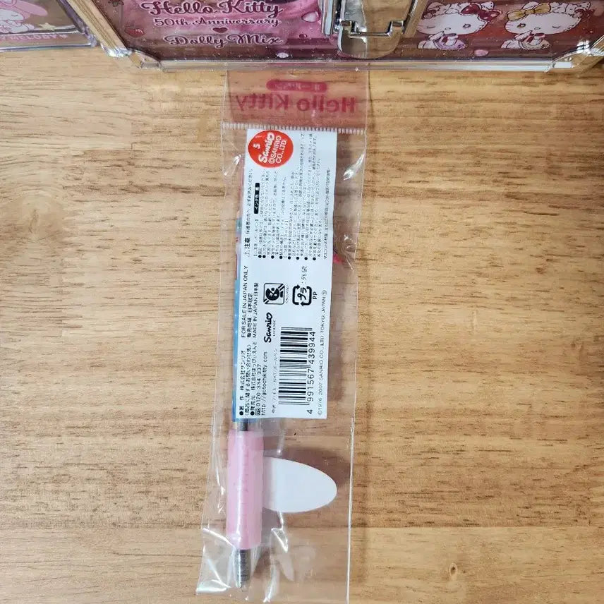 [BUNJANG] Hello Kitty High Heel Ballpoint Pen / 헬로키티 하이힐 볼펜