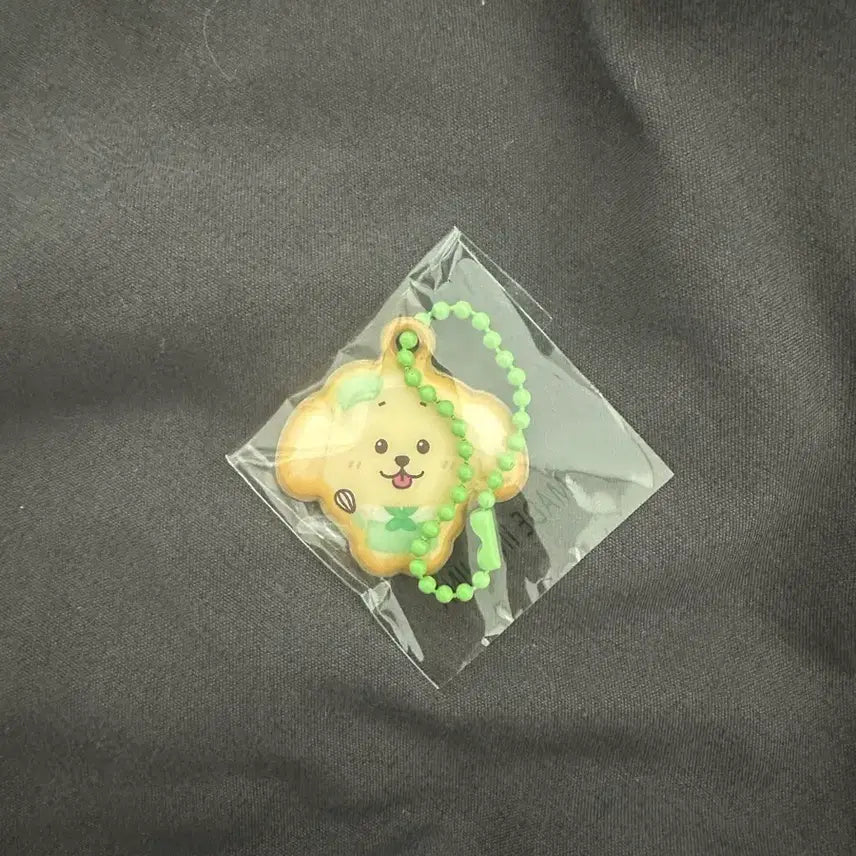 [BUNJANG] We:wish bakery Jaehee Gacha Keyring (Sealed) / 위시베이커리 팝업 가챠 말랑키링 미개봉 댕트 재희