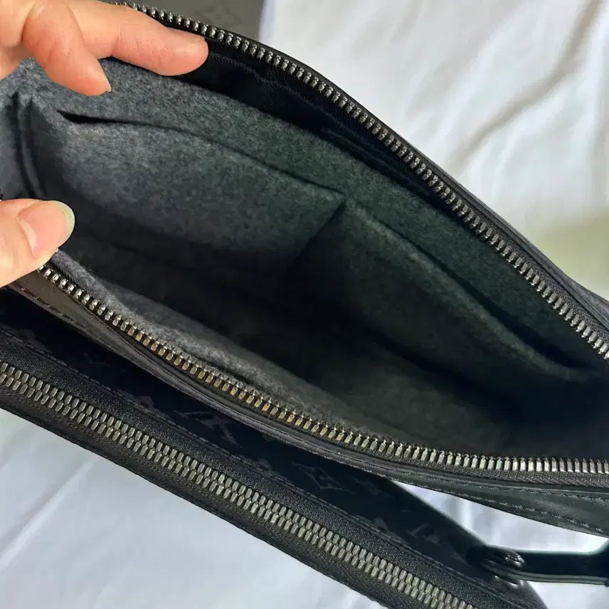 [BUNJANG] Louis Vuitton Trio Messenger Bag / 루이비통 트리오 메신저 백