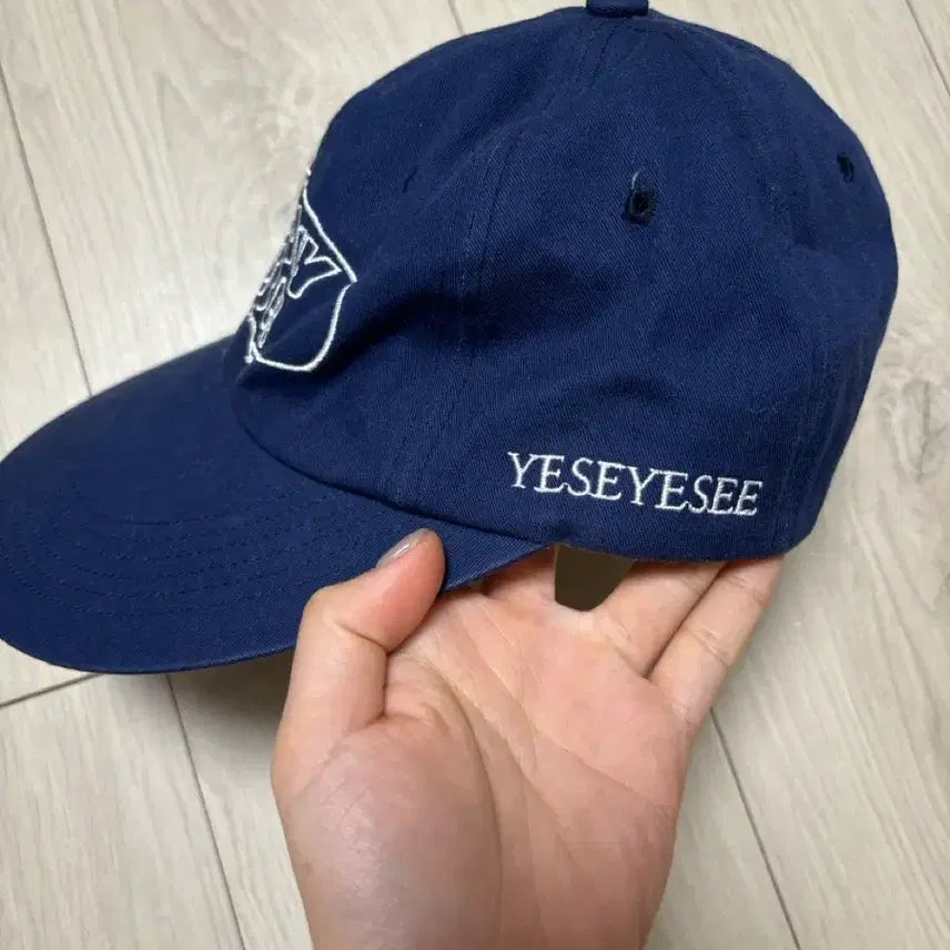 [BUNJANG] yeseyesee Navy Ball Cap / 에스아이씨 모자 yeseyesee