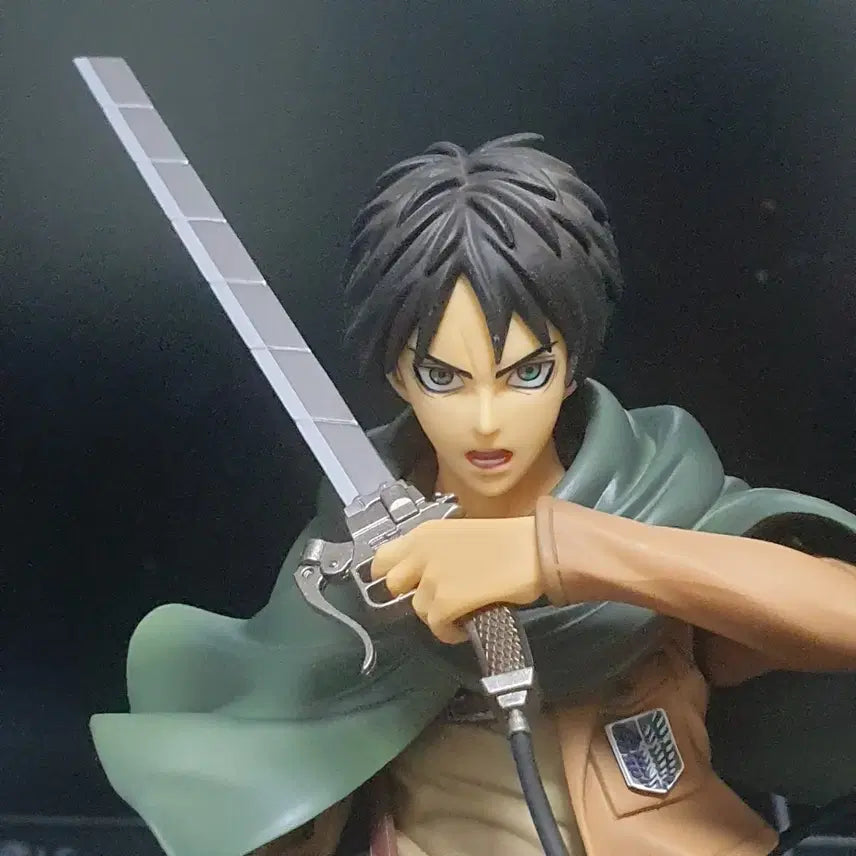 [BUNJANG] Sentinel Eren Yeager Figure / 센티넬 BRAVE-ACT 진격의 거인 1/8 [에렌 예거] 피규어