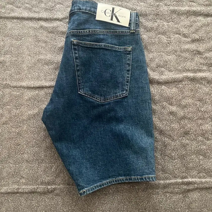 [BUNJANG] Calvin Klein Denim Shorts / 켈빈클라인 데님 반바지