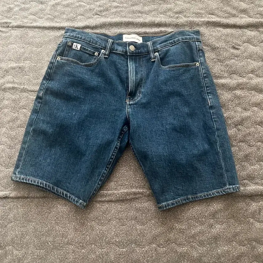 [BUNJANG] Calvin Klein Denim Shorts / 켈빈클라인 데님 반바지