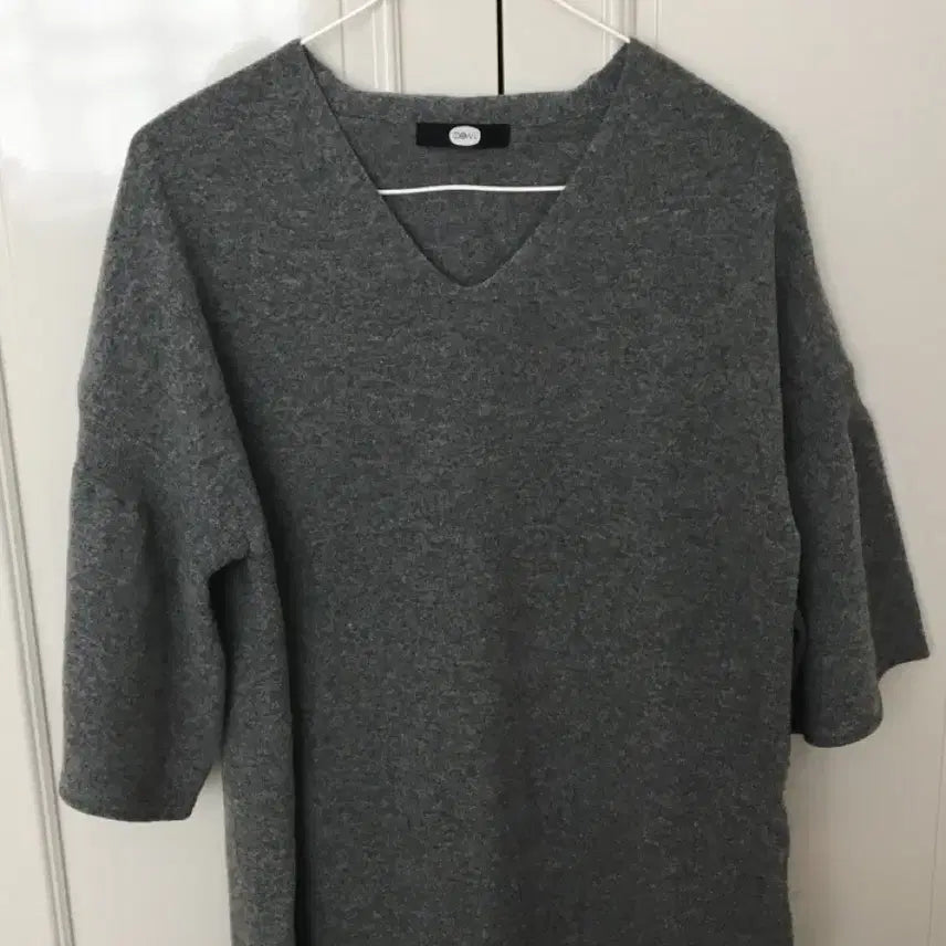 [BUNJANG] Dewl V-Neck Wool Knit Dress Gray / 듀엘 Dewl  V넥 울 니트 원피스 그레이
