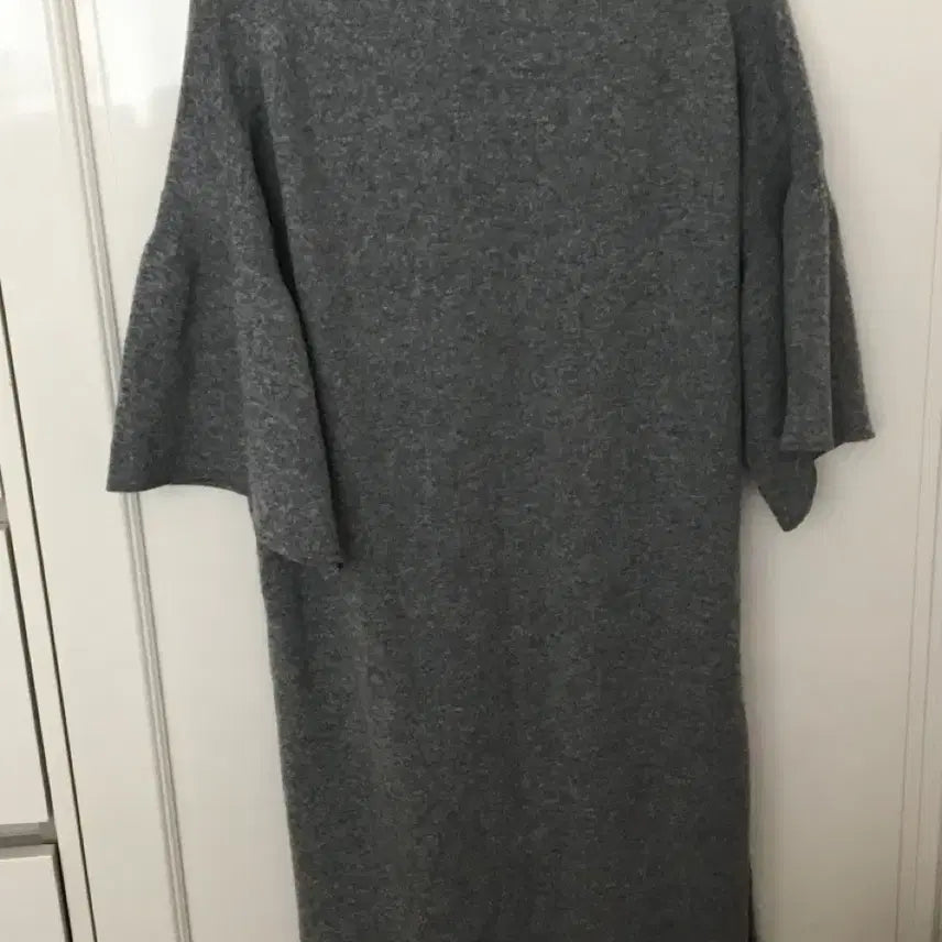 [BUNJANG] Dewl V-Neck Wool Knit Dress Gray / 듀엘 Dewl  V넥 울 니트 원피스 그레이