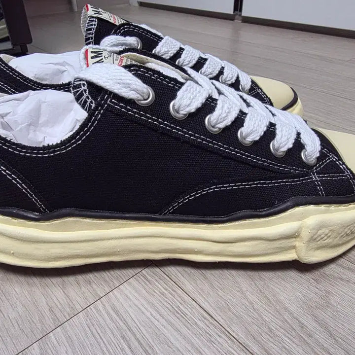 [BUNJANG] Maison Mihara Yasuhiro Peterson VL OG Canvas Low-Top Sneakers Black / 메종 미하라 야스히로 피터슨 VL OG 솔 캔버스 로우탑 스니커즈 블랙