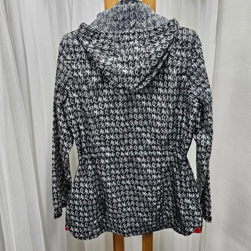 [SOLD OUT] macaw 마카우 바람막이 자켓