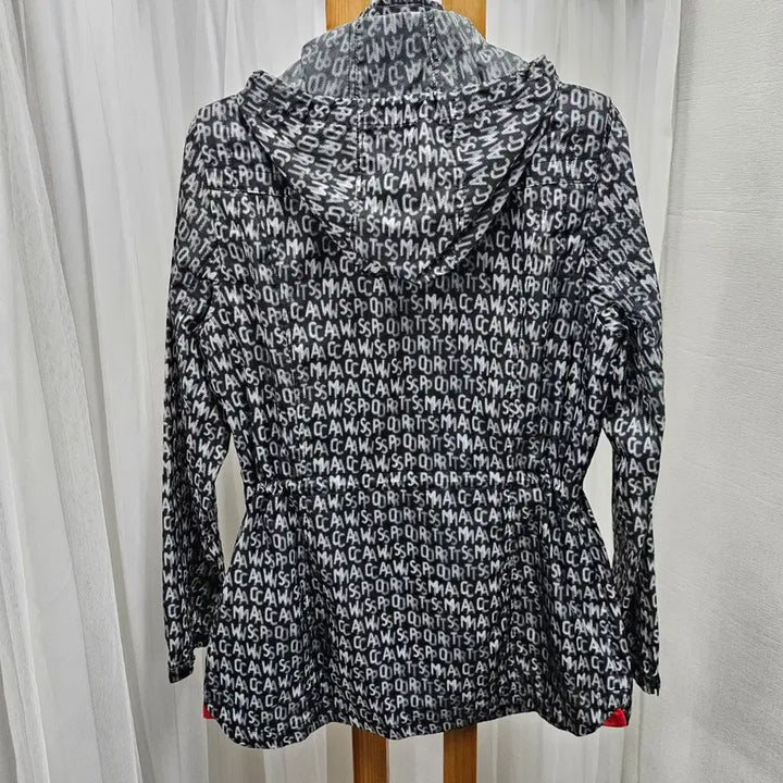 [SOLD OUT] macaw 마카우 바람막이 자켓