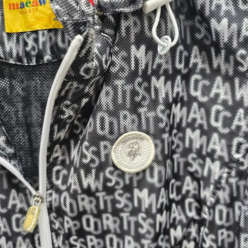 [SOLD OUT] macaw 마카우 바람막이 자켓