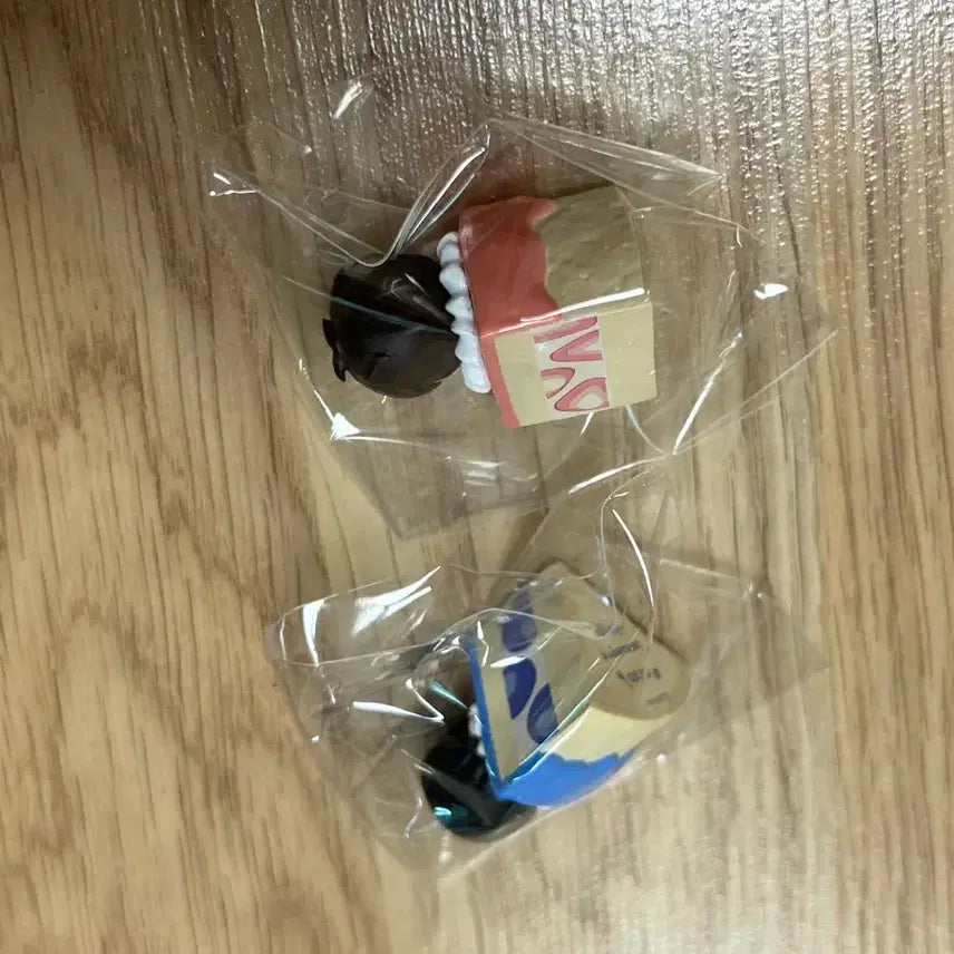 [BUNJANG] Attack on Titan Eren Puchi Bas Cake Gacha Goods / 진격의거인 진격거 에렌 푸치바스 케이크 가챠 굿즈