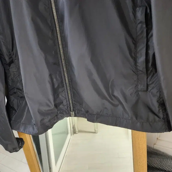 [BUNJANG] Prada Windbreaker (Black) / 프라다 바람막이 m (블랙)