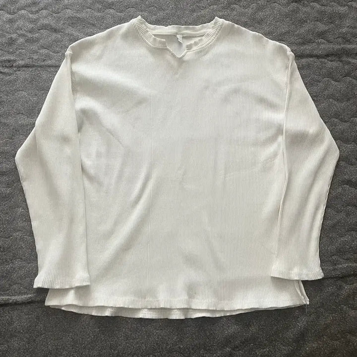 [BUNJANG] V-Neck Muscle Long Sleeve Bundle Set / 브이넥 머슬 롱슬리브 3장