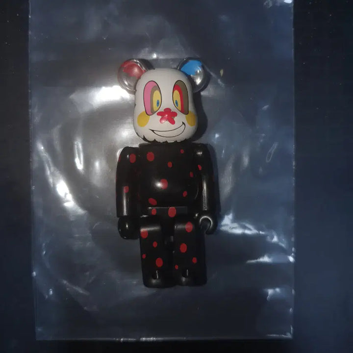 [BUNJANG] Bearbrick 24 Series Horror Charlotte Jeong Version / 베어브릭 24탄 호러 샤를롯테 정 버전