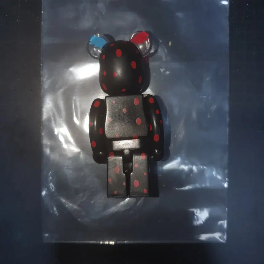 [BUNJANG] Bearbrick 24 Series Horror Charlotte Jeong Version / 베어브릭 24탄 호러 샤를롯테 정 버전