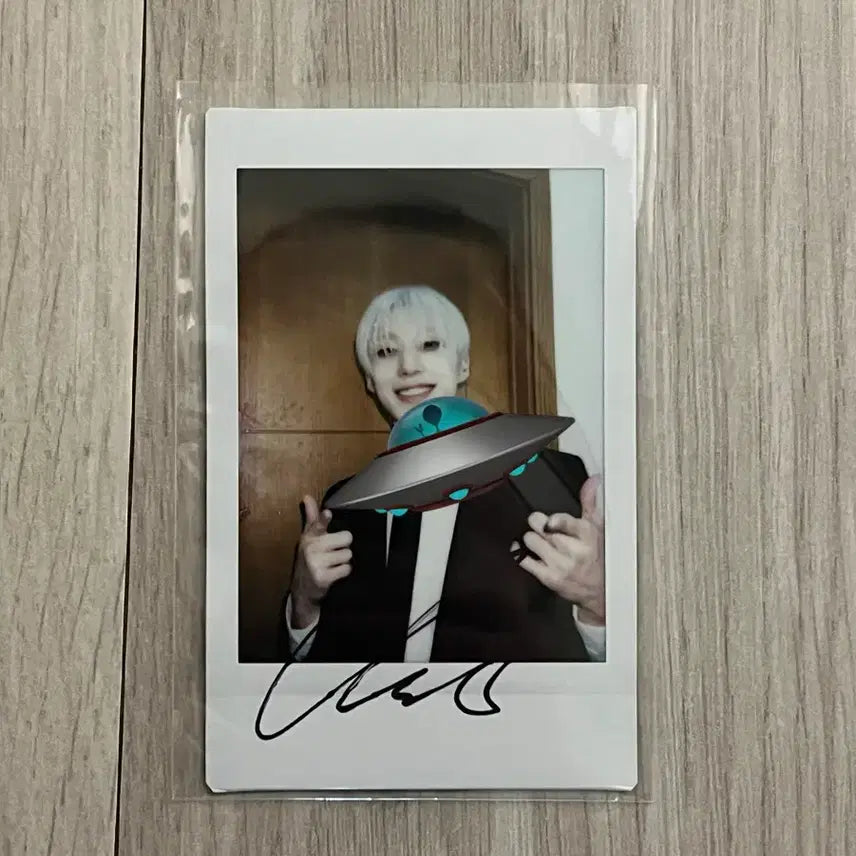 [BUNJANG] BAP Jongup Signed Polaroid / BAP 방정유문 문종업 싸인폴라
