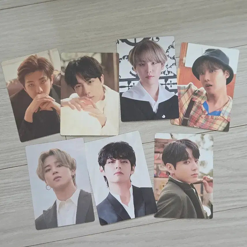 [BUNJANG] BTS ARMY.ZIP Membership Kit (Includes Book Lamp) / 방탄소년단 ARMY.ZIP 팬클럽 멤버십키트(+북램프 포함)