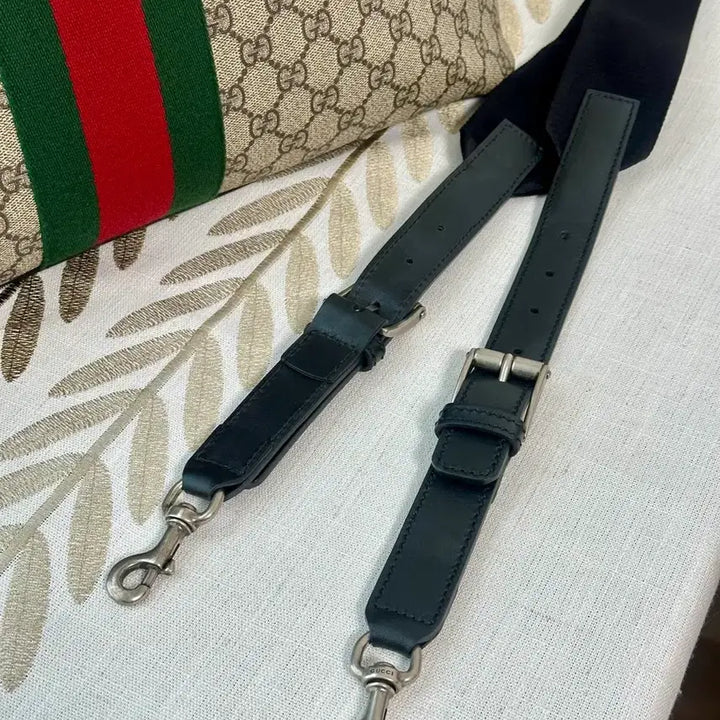 [BUNJANG] Gucci Supreme Duffle Bag / 구찌 수프림 더플백 여행가방 / 구찌 보스턴백