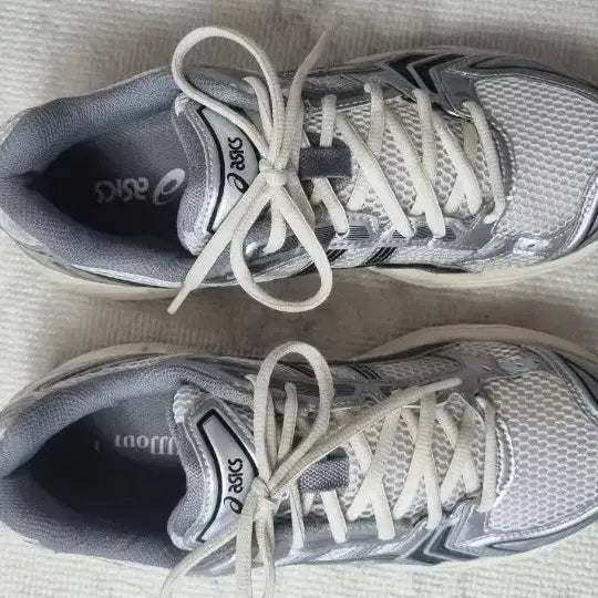 [BUNJANG] Asics Jound Gel Kayano 14 Silver Black Sneakers / 아식스 자운드 젤 카야노 14 실버 블랙 255