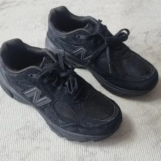 [BUNJANG] New Balance 990v3 Triple Black Sneakers / 뉴발란스 990v3 트리플 블랙 250
