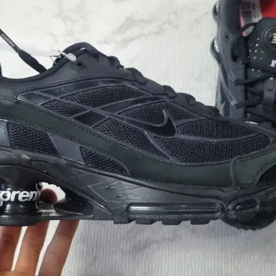 [BUNJANG] Nike Supreme Shox Ride 2 SP Black Sneakers / 나이키 슈프림 샥스 라이드 2 sp 블랙 270