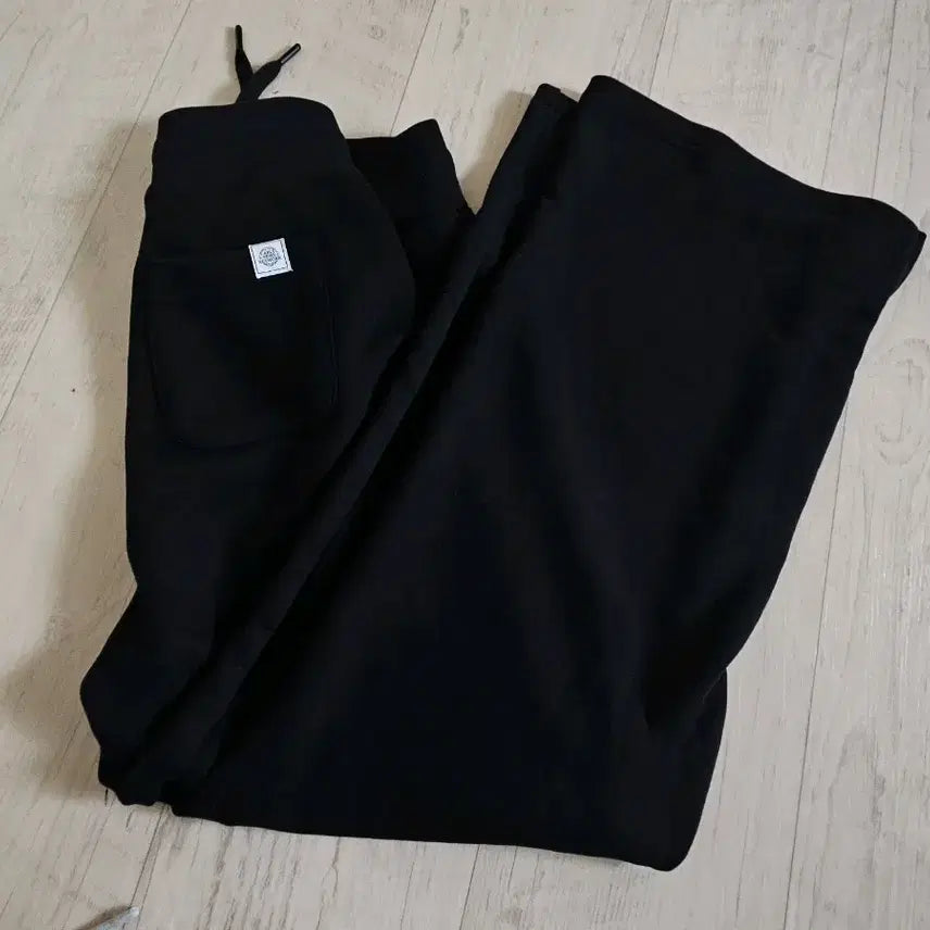 [BUNJANG] CNN Wide Pants (Black) / CNN 와이드팬츠 (블랙컬러)