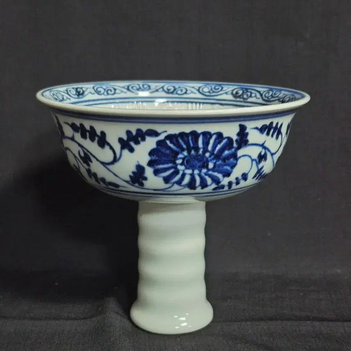 [BUNJANG] White Porcelain Qing Dynasty Cup / 청화 백자 기린 죽절 고족배