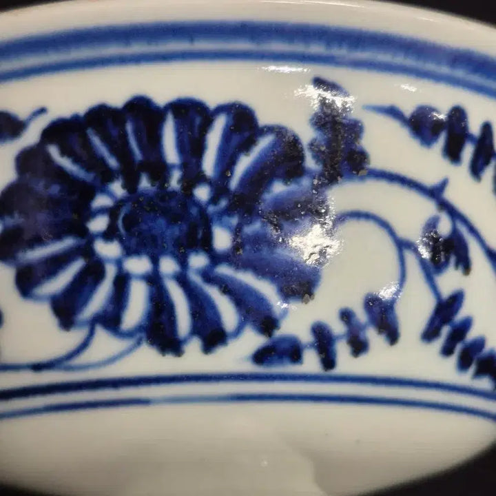 [BUNJANG] White Porcelain Qing Dynasty Cup / 청화 백자 기린 죽절 고족배