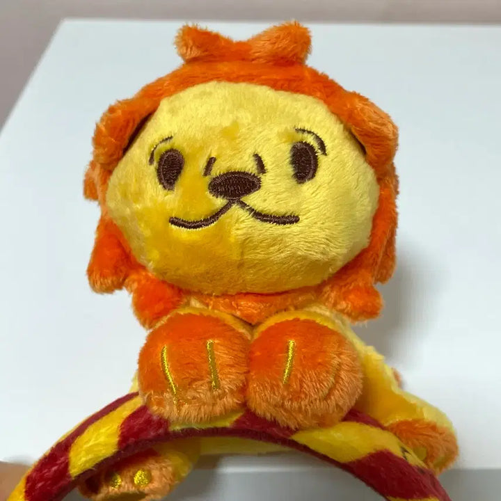 [BUNJANG] Harry Potter Studio Gryffindor Headband / 해리포터 스튜디오 그리핀도르 머리띠