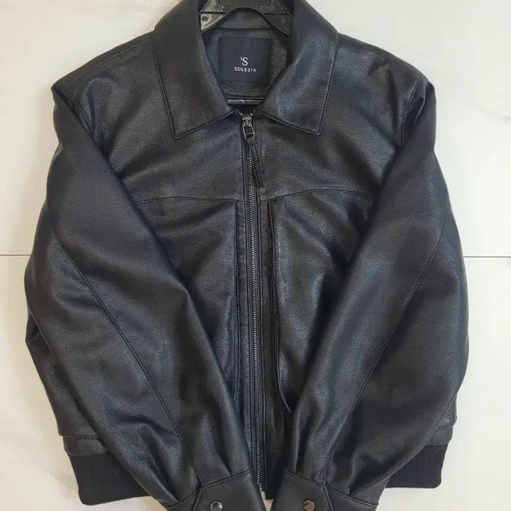 [BUNJANG] SOLEZIA Black Leather Jacket / SOLEZIA 블랙 가죽 자켓