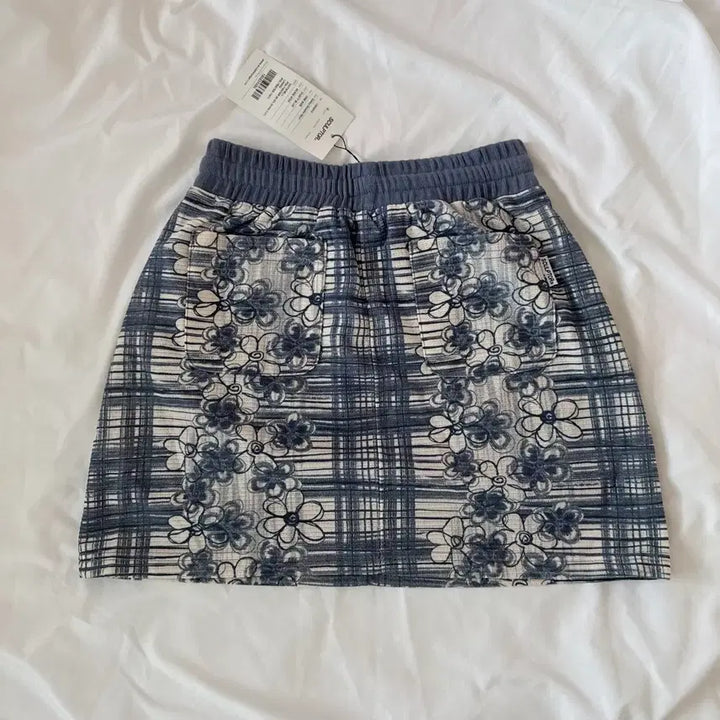 [BUNJANG] Sculptor Flower Pattern Skirt / 스컬프터 플라워 패턴 스커트 새상품