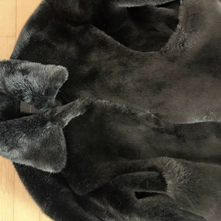 [BUNJANG] Trimming Birds Round Pocket Fur Jacket / 트리밍버드 라운드 포켓 퍼 자켓